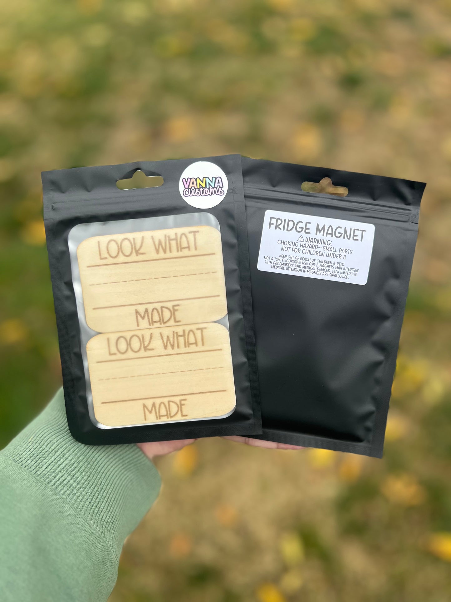 2 Pack Childrens Art Fridge Magnet - Look What My Kid Made Magnet - Childrens Art Keepsake